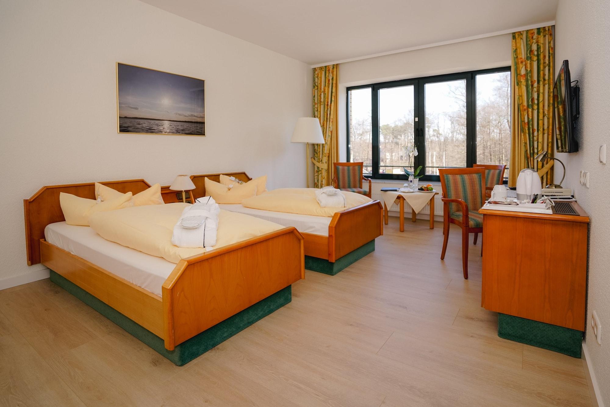 Seehotel Berlin-Рангсдорф Екстер'єр фото